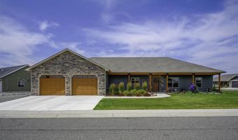 231 Lame Deer Ave, Cody, WY 82414