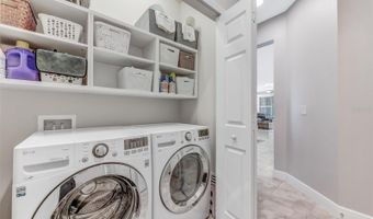 5438 SUNSET FALLS Dr, Apollo Beach, FL 33572