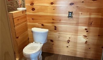 10550 Symmes Creek Rd, Adamsville, OH 43802