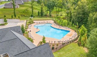 2136 ARMISTEAD Ln, Auburn, AL 36830