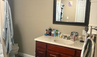 917 9th St, Aurora, NE 68818