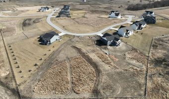 50157 Prairie Point Ct, Ames, IA 50014