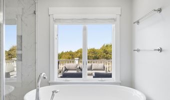 21 Cape Fear Trl, Bald Head Island, NC 28461