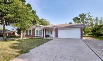 1211 Big Bend Rd, Ballwin, MO 63021