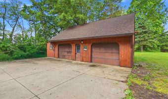 3731 Fortuna Dr, Akron, OH 44312