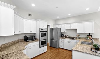 43478 GOLDEN MEADOW Cir, Ashburn, VA 20147
