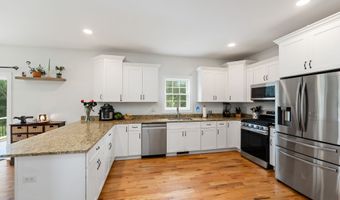 135 Goodwin Rd, Canterbury, CT 06331