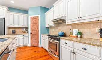 425 Oak Grove Rd, Athens, GA 30607