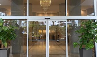 19195 NE 36th Ct 402, Aventura, FL 33180