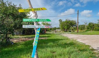 582 Adolfo Dr, Aransas Pass, TX 78336