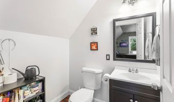 75 Marsh Rd, Belfast, ME 04915
