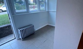 209 W Chrystal St Ab, Andover, NJ 07801