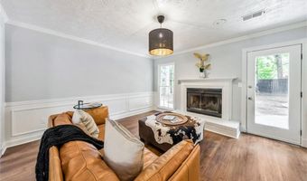 4929 Willow Creek Dr, Woodstock, GA 30188