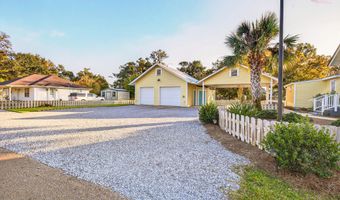 134 Keller St, Bay St. Louis, MS 39520