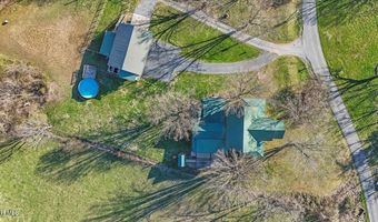 225 Mary Lamons Rd, Afton, TN 37616