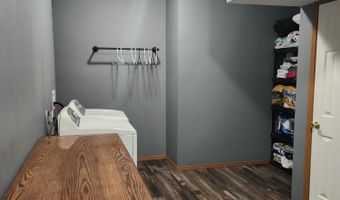 21306 Lawrence 2074, Ash Grove, MO 65604