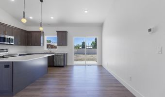 207 W First St W, Carey, ID 83320