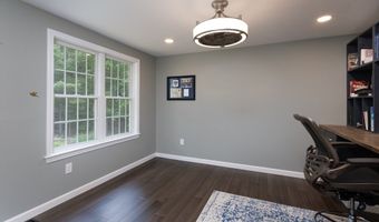 25 Calvin St, Ayer, MA 01432