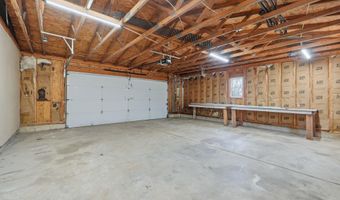 401 S 5th St, Albion, IN 46701