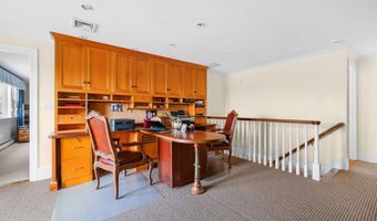 34 Black Duck Ln, Barnstable, MA 02630