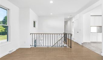44 Atwells Ave, Johnston, RI 02919