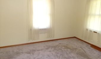 256 W Post St, Bloomfield, IN 47424