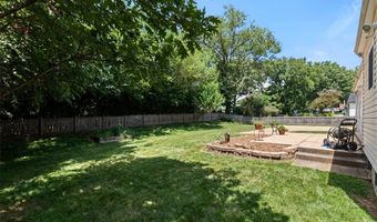 603 Rue Montand Dr, Ballwin, MO 63011
