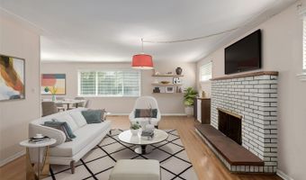 539 Newark St, Aurora, CO 80010