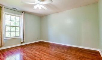 283 Creekside Dr, Arnoldsville, GA 30619