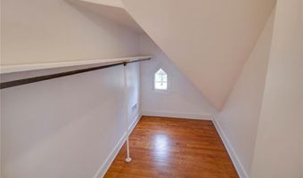 205 E 12th St, Alton, IL 62002