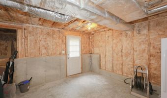 61 Grapevine Rd, Bedford, NH 03110