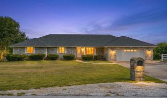 19360 Lawrence 2227, Aurora, MO 65605