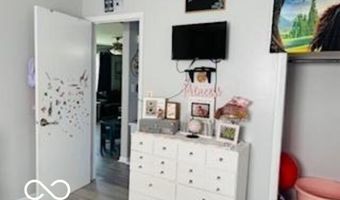 202 Walnut St, Bainbridge, IN 46105