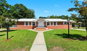 301 E Craig St, Atmore, AL 36502