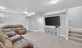 4803 Everest Ave, Ames, IA 50014