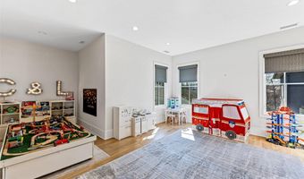 1905 White Tree Trl, Arden, NC 28704