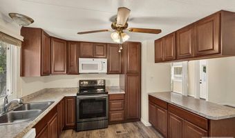 135 Parker Ave, Blackfoot, ID 83221