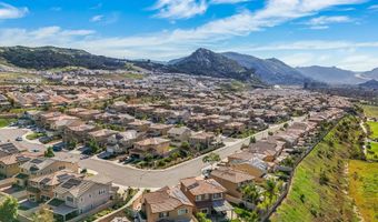 310 Falabella Ln, Fallbrook, CA 92028