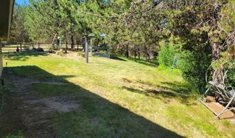 10525 Skunk Creek Rd, Cascade, ID 83611