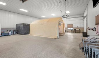 90917 240th St, Austin, MN 55912