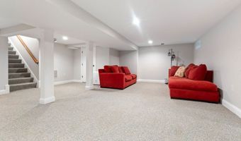 418 Mystic St, Arlington, MA 02474