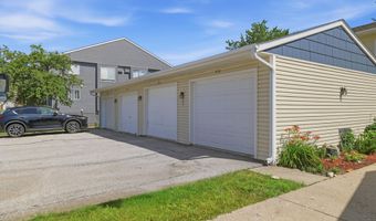 412 Faulkner Ct, Ames, IA 50014
