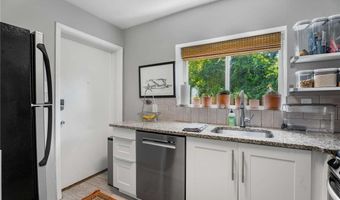 282 Ardmore Cir NW 6, Atlanta, GA 30309