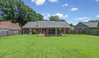 3933 ROBIN HILL Dr, Bartlett, TN 38135