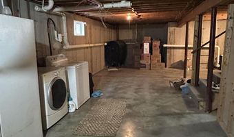 95 Sanford Street St, Bangor, ME 04401