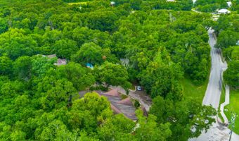 526 N 2nd St, Bay St. Louis, MS 39520