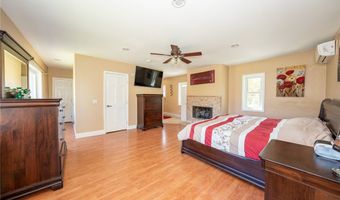565 Laurel St, Angola, NY 14006