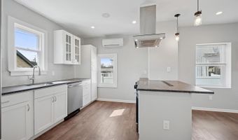 280 N MAIN St, Ambler, PA 19002