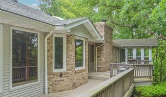 1221 Bridge Park Dr, Alton, IL 62002