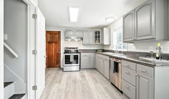 16510 SE GORDON St, Milwaukie, OR 97267